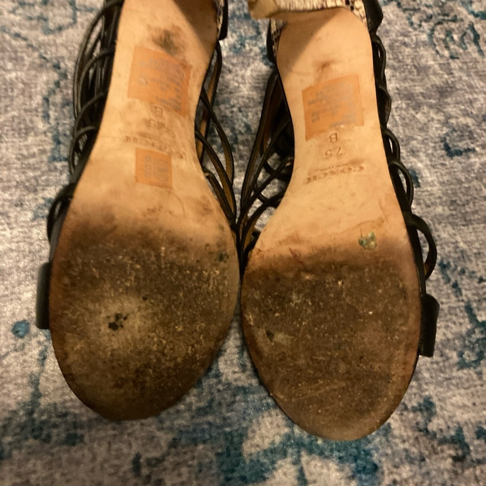 COACH NEW YORK  Josey Size 7.5B Womens Heels/Stilettos. - Picture 7 of 8